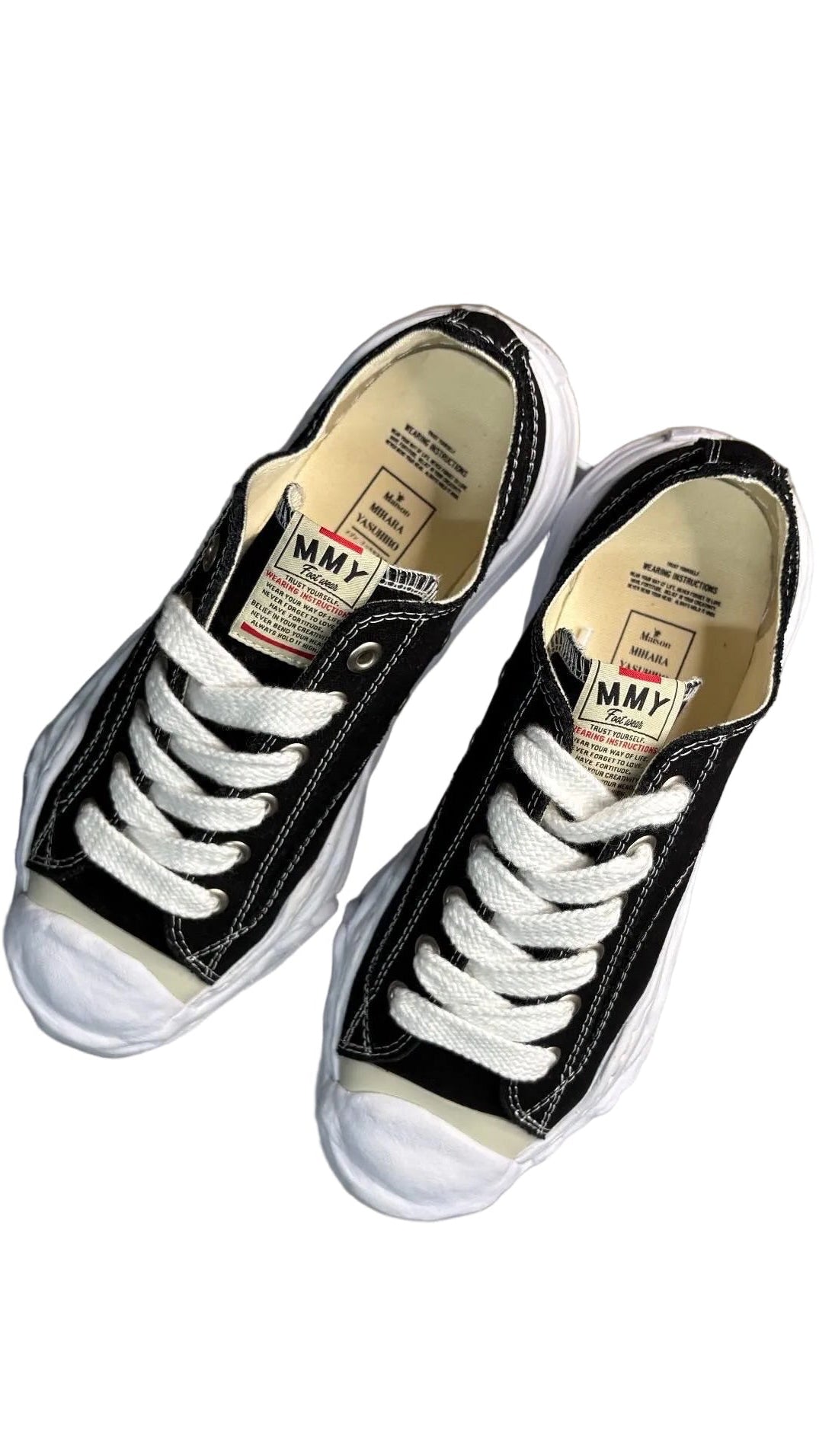 Maison Mihara Yushiro Low