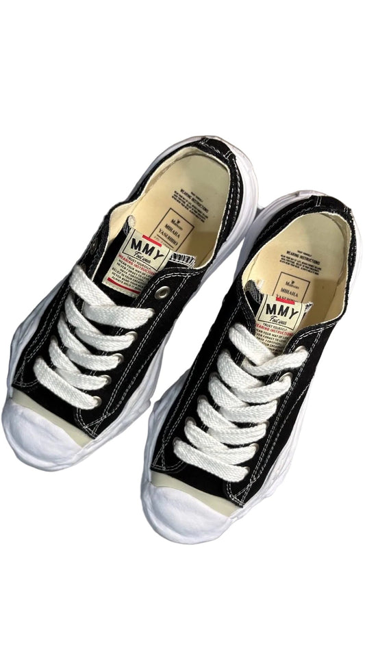 Maison Mihara Yushiro Low